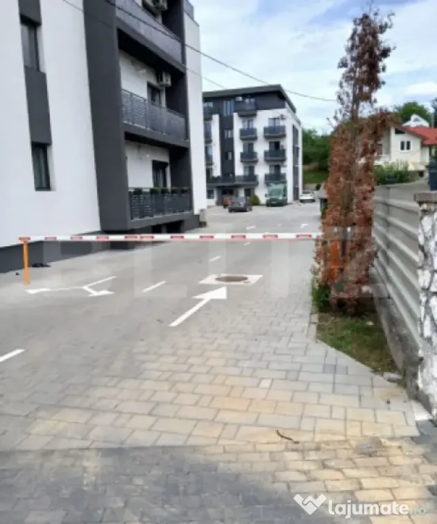 APARTAMENT DE VANZARE 2 CAMERE ,DECOMANDAT SITUAR INTR-O ZO