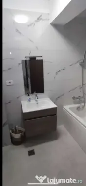 Berceni metrou la pasarela etaj 2 
