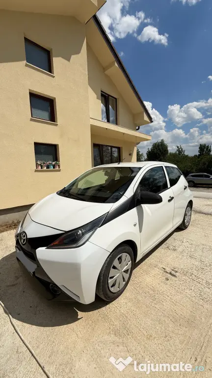 Toyota Aygo 2017 | 122.294 km | Senzori parcare | Întreținută