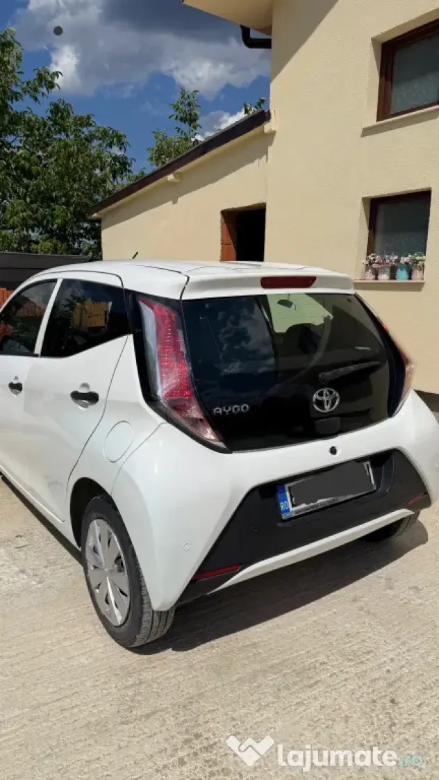 Toyota Aygo 2017 | 122.294 km | Senzori parcare | Întreținută