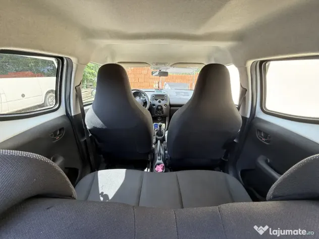 Toyota Aygo 2017 | 122.294 km | Senzori parcare | Întreținută