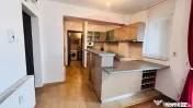 Apartament cu 3 camere de închiriat în zona Nufarul 