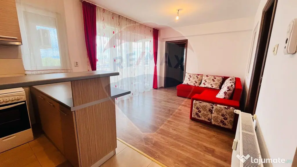 Apartament cu 3 camere de închiriat în zona Nufarul