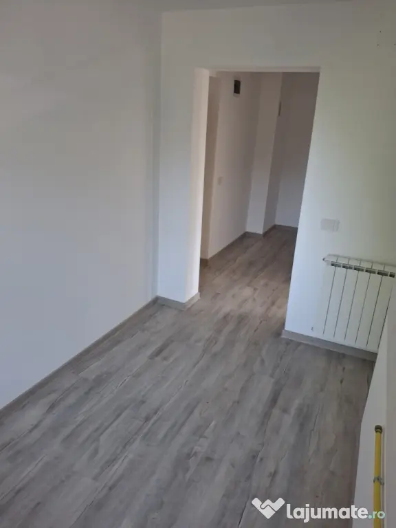 Apartanent 2 camere de vanzare