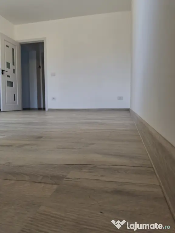 Apartanent 2 camere de vanzare