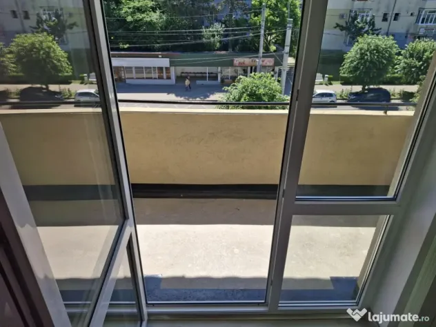 Apartanent 2 camere de vanzare