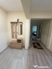 Apartament 3 camere,str.Victoriei
