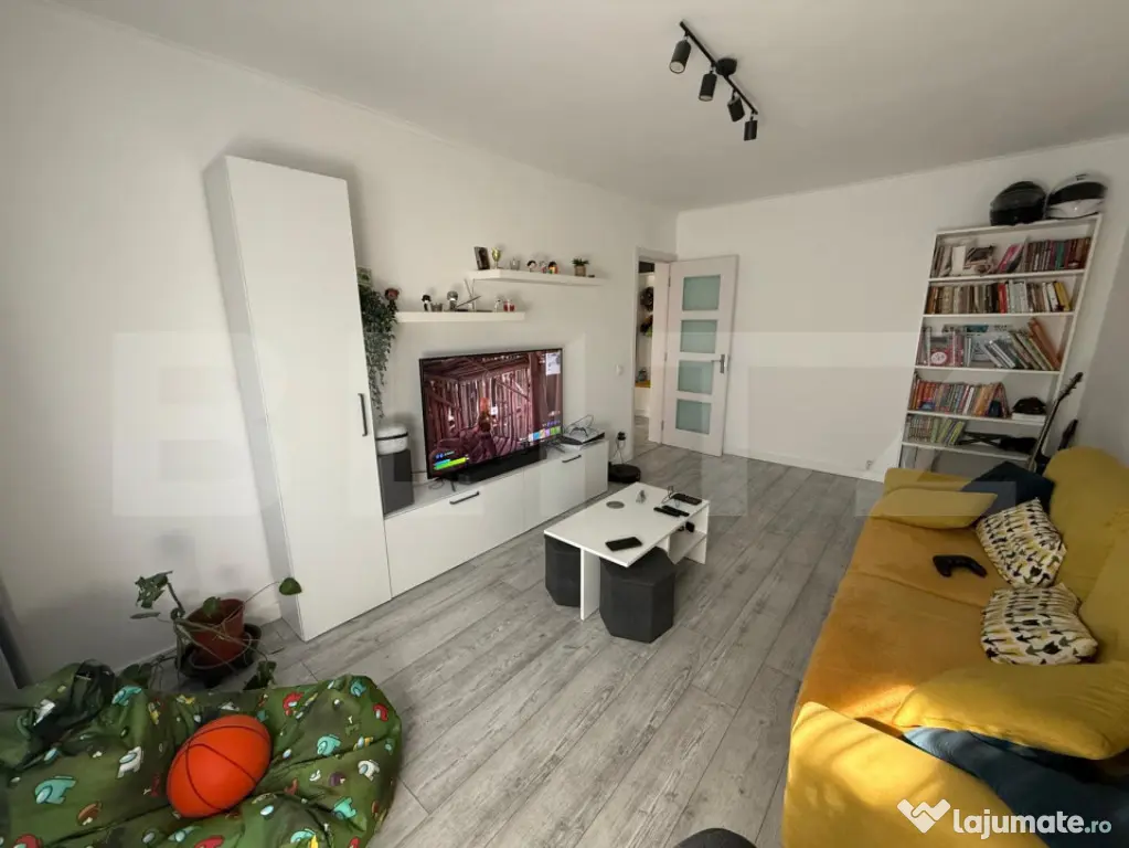 Apartament 2 camere decomandat - Zona Marasesti