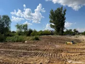 Teren intravilan, 350 mp, front 15 m, toate utilitatile, zon 
