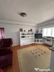 Apartament 3 camere de vânzare în zona Gară – etaj inte