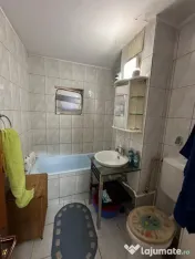 Apartament 3 camere de vânzare în zona Gară – etaj inte