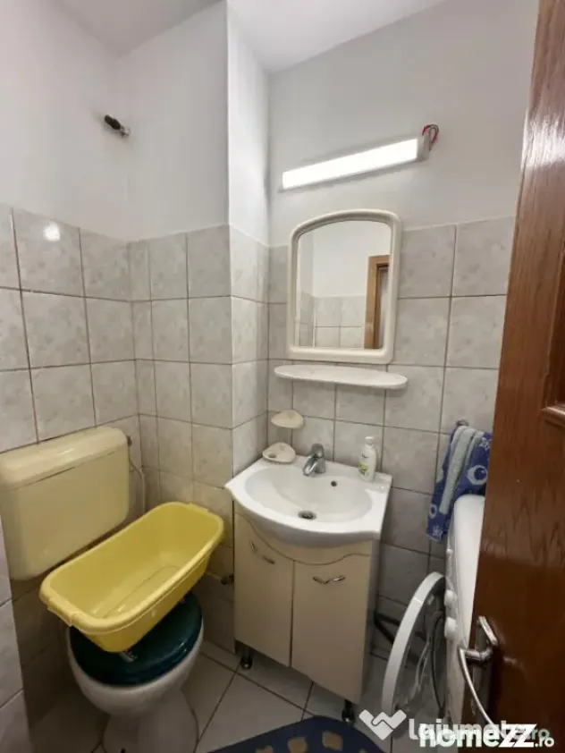 Apartament 3 camere de vânzare în zona Gară – etaj inte - Constanta (Constanta)
