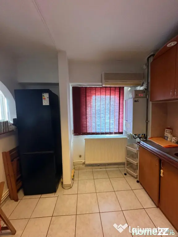 Apartament 3 camere de vânzare în zona Gară – etaj inte - Constanta (Constanta)