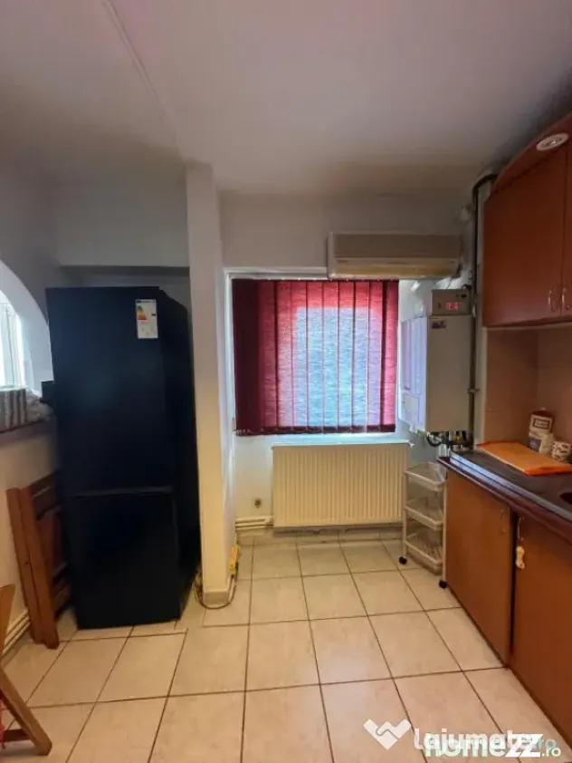 Apartament 3 camere de vânzare în zona Gară – etaj inte - Constanta (Constanta)