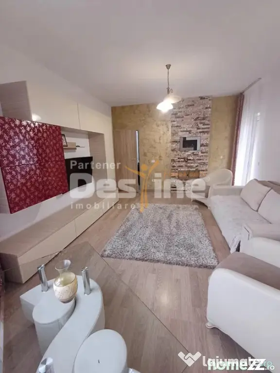 Apartament cu 2 camere decomandat, etajul 1 balcon si loc de