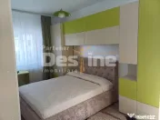 Apartament cu 2 camere decomandat, etajul 1 balcon si loc de