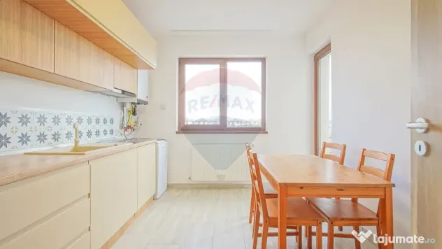 Apartament de 3 camere luminos | 81 mp | Renovat complet ...
