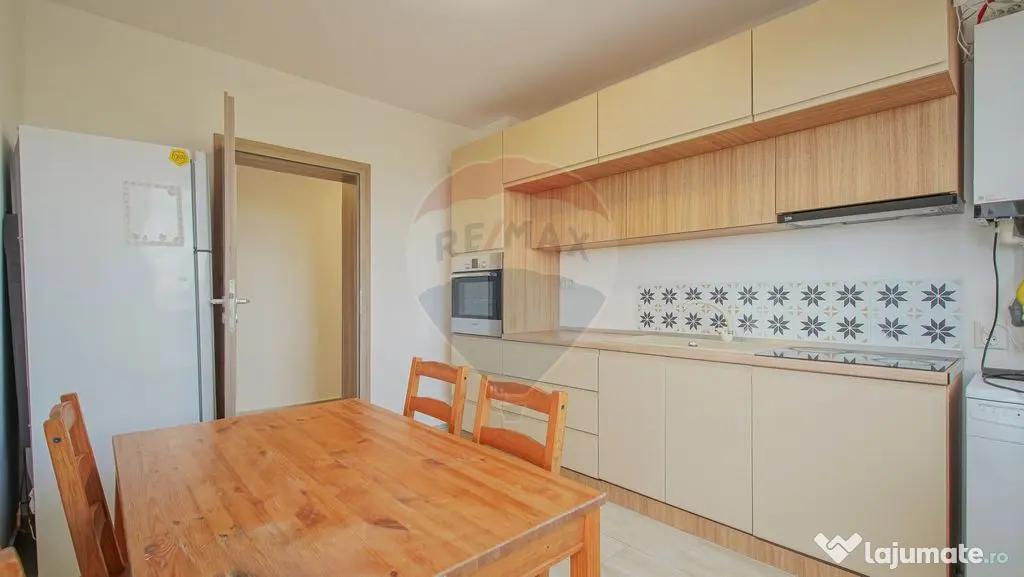 Apartament de 3 camere luminos | 81 mp | Renovat complet ...