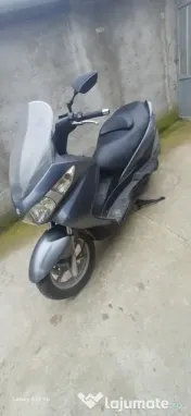 Scuter Suzuki burgman 125 