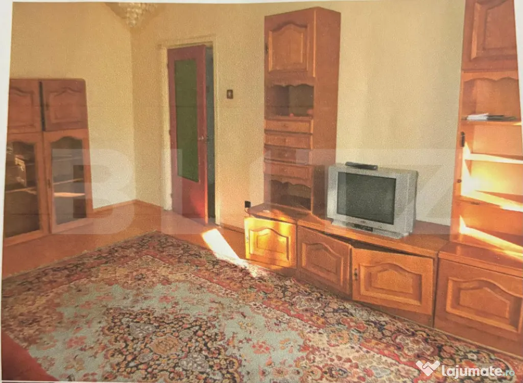 Apartament 3 camere, 76 mp, etaj 2, zona Calea Bucuresti