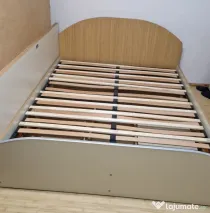 Pat dublu cu două  sertare în stare foarte bună din pal 160x200cm.