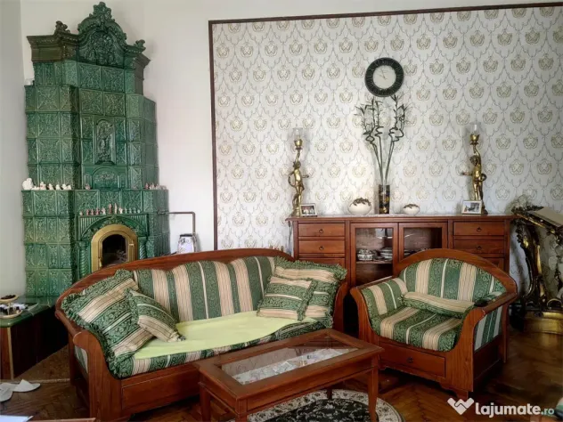Apartament renovat ultracentral | 116 mp utili | 2 parcari |