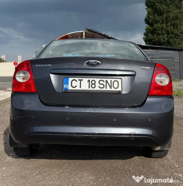Vand autoturism Ford Focus din 2011, diesel 1.6, cp 109, km reali 132.806