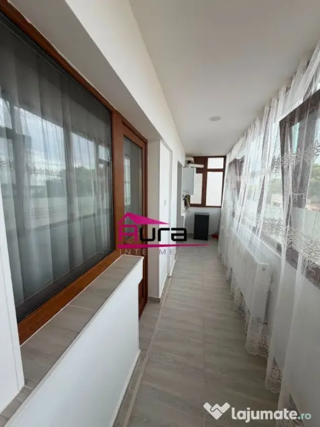 Inchiriez Apartament 3 camere Str.Victoriei