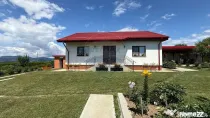 Casă / Vilă Mărăști zona montană a Vrancei