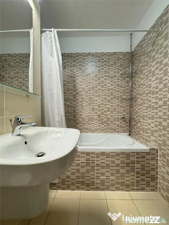 Central - 2 Camere - Etaj 2 cu LIFT - Decomandat - Bucatarie - Timisoara (Timis)