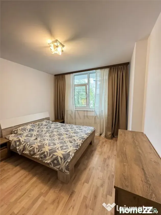 Central - 2 Camere - Etaj 2 cu LIFT - Decomandat - Bucatarie - Timisoara (Timis)