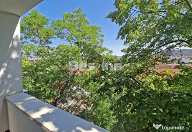 APARTAMENT 3 CAMERE SEMIDECOMANDAT - Bucuresti (Bucuresti-Ilfov)
