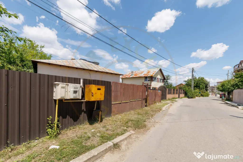 Casa cu teren de 889mp Prundu - Ideala pentru locuit sau dez