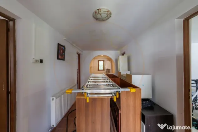 Casa cu teren de 889mp Prundu - Ideala pentru locuit sau dez