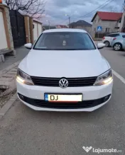 VW Jeta 1.6 TDi, an 2014, AC- clima, Euro 5, servo, ABS, ESP, navigatie 
