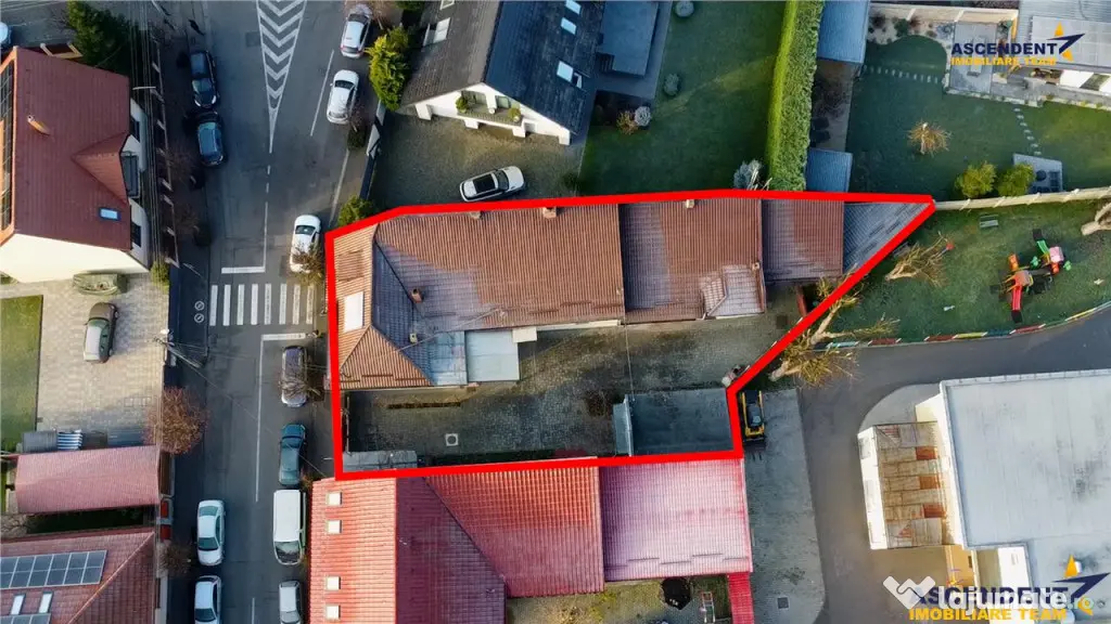 3D!Ansamblu casa productie comercial, 3 corpuri,acces strada