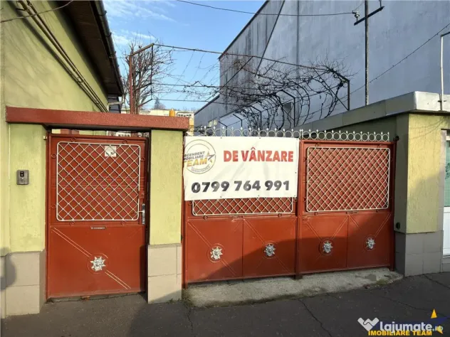 3D!Ansamblu casa productie comercial, 3 corpuri,acces strada