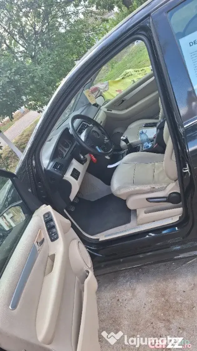 Mercedes-Benz B200