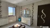 Casă / Vilă cu 6 camere de vânzare in Hânțești, Suc...
