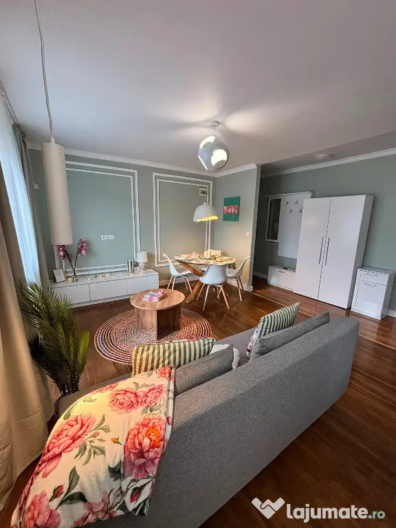 Apartament 2 camere semidecomandat zona Stejarului