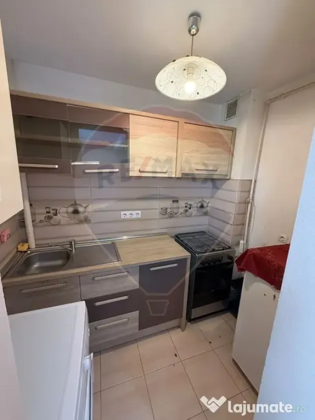 DE INCHIRIAT apartament cu o camera in blocul cu avocati