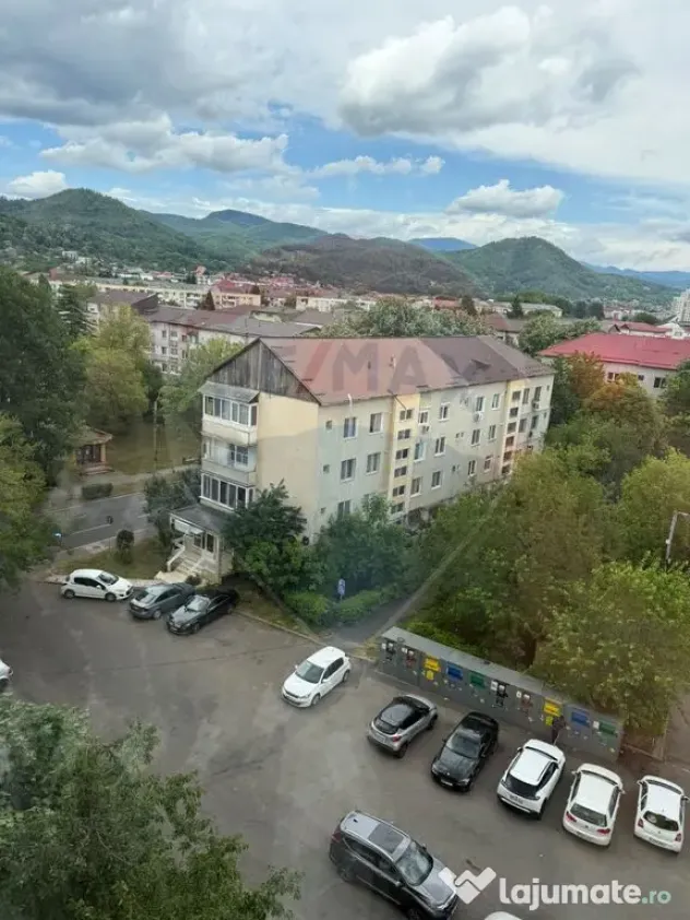 DE INCHIRIAT apartament cu o camera in blocul cu avocati