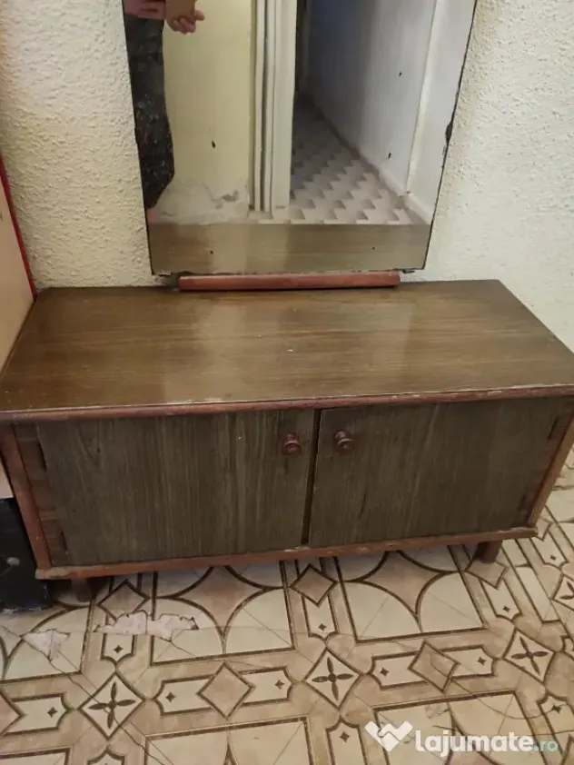 Mobila ieftina și rezistenta