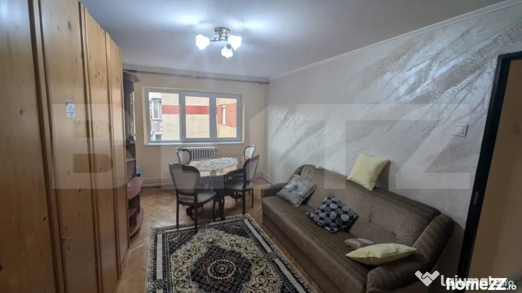 Apartament cu 2 camere, decomandat, 55 mp, 2 bai, zona Cetat - Alba Iulia (Alba)