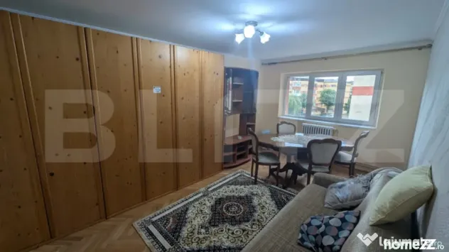 Apartament cu 2 camere, decomandat, 55 mp, 2 bai, zona Cetat - Alba Iulia (Alba)