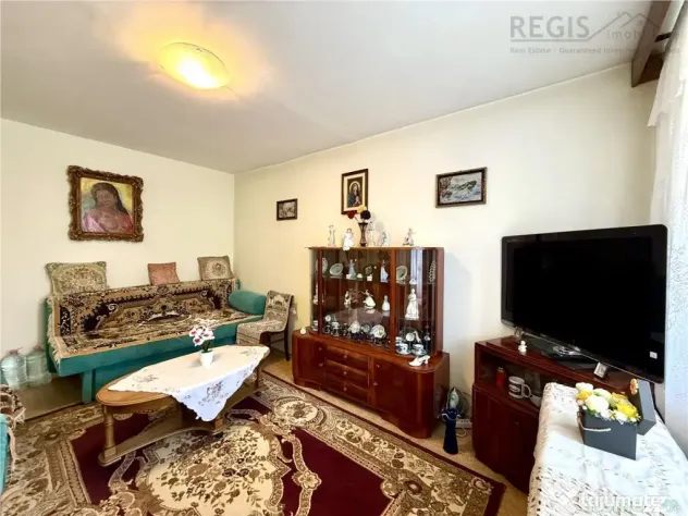 Apartament de 3 camere etaj 3/ 4, Astra, Brasov - Brasov (Brasov)