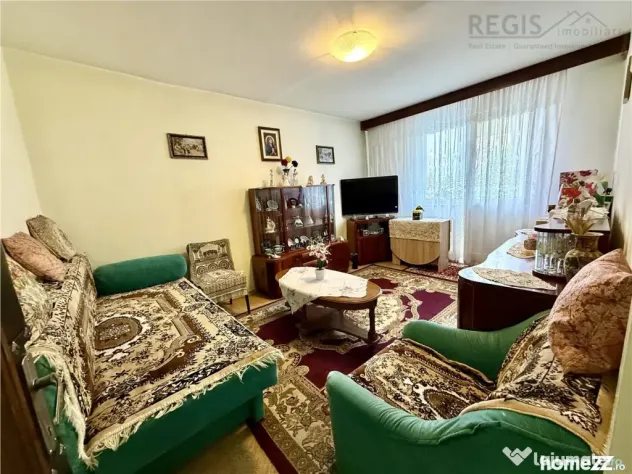 Apartament de 3 camere etaj 3/ 4, Astra, Brasov - Brasov (Brasov)