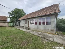 Casă de vanzare, 94 mp, teren intravilan 2.698 mp, Cisteiu