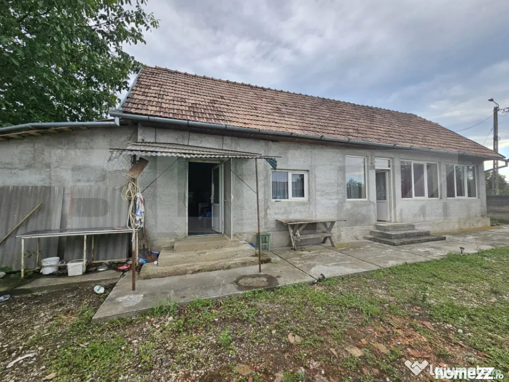Casă de vanzare, 94 mp, teren intravilan 2.698 mp, Cisteiu