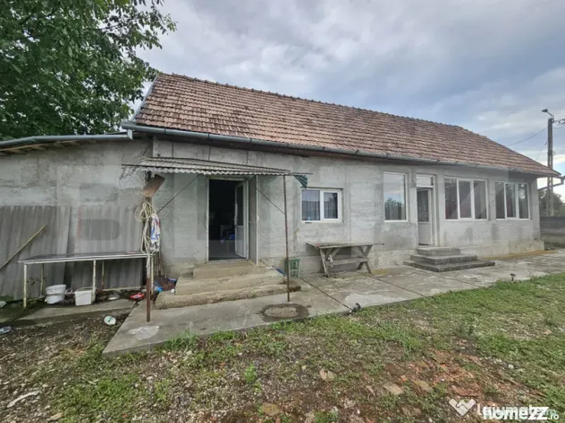Casă de vanzare, 94 mp, teren intravilan 2.698 mp, Cisteiu